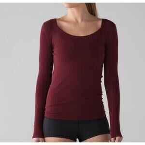 Lululemon athletica Top Womens Reveal Long Sleeve mesh